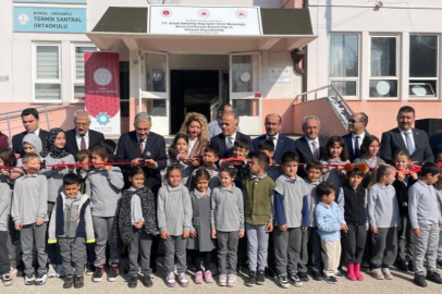 BURSA'DA KÖY OKULUNDA BİLGİSAYAR SEVİNCİ