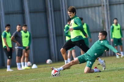 BURSASPOR AKSARAY MAÇINA HAZIRLIKLARINI TAMAMLADI