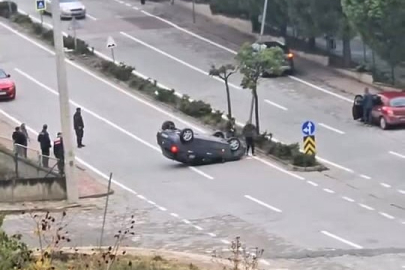 BURSA'DA KONTROLDEN ÇIKAN ARAÇ TAKLA ATTI