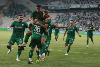 BURSASPOR AKSARAY’DAN 3 PUANLA DÖNDÜ