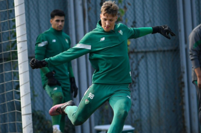 BURSASPOR MUŞSPOR MAÇI ÖNCESİ ÇALIŞMALARINI SÜRDÜRÜYOR