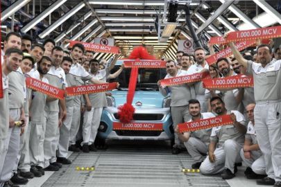TOFAŞ BURSA’DA EGEA VE DOBLO ÜRETİMİNE 2026’YA KADAR UZATTI