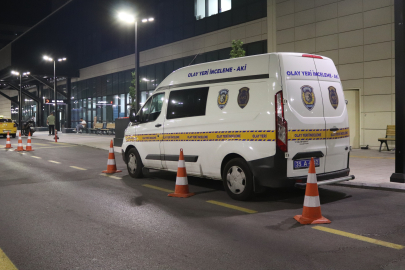 İZMİR'DE DÜNÜRLERİN KAVGASI KANLI BİTTİ!