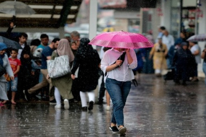 BURSA KURAK GÜNLERİN ARDINDAN YAĞMURA KAVUŞTU