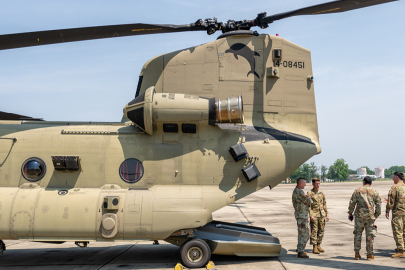 AMERİKAN ASKERİ ÜSSÜNE 'BEYAZ TOZ' SALDIRISI