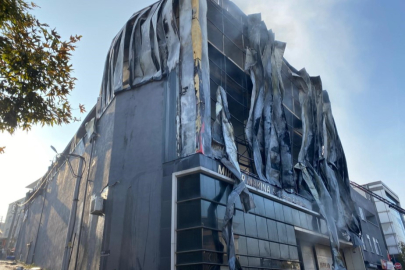 KOCAELİ’DE PARFÜM FABRİKASINDA YANGIN: 6 CAN KAYBI