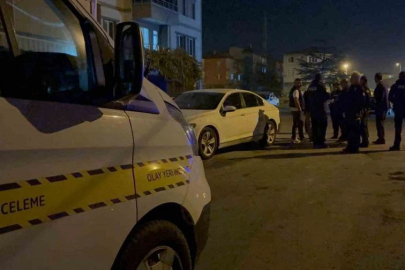 GEMLİK KUMLA SAHİLİNDE 25 YAŞINDAKİ GENÇ BOĞULARAK ÖLDÜ