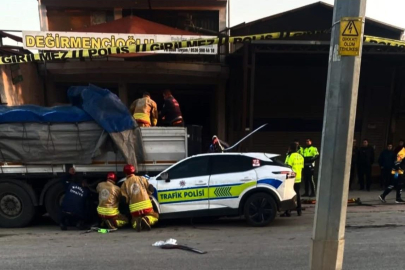 MANİSA'DA 1 POLİSİMİZİN ŞEHİT OLDUĞU KAZA KAMERADA