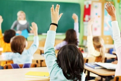 15 TATİL NE ZAMAN BAŞLIYOR? MEB YARIYIL TATİLİ TARİHLERİ