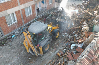 İNEGÖL'DE ÇIKMAZ SOKAKLAR ULAŞIMA AÇILIYOR