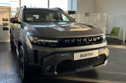 RENAULT’DAN DAHA GÜÇLÜ VE TEKNOLOJİK YENİ DUSTER