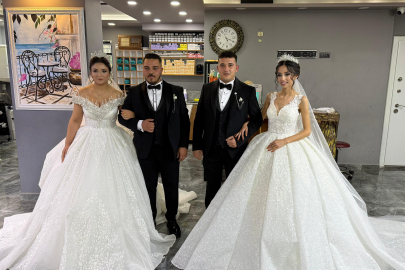 YAŞDAŞ KARDEŞLER YAŞDAŞ GELİNLERLE AYNI ANDA EVLENDİ