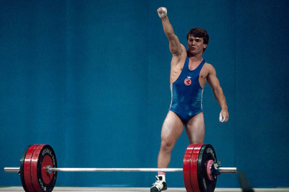 CEP HERKÜLÜ VEFATININ 8. YILINDA BURSA'DA ANILDI