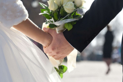 GENÇ ÇİFTLERE BÜYÜK DESTEK: FAİZSİZ KREDİ LİMİTİ ARTIRILIYOR