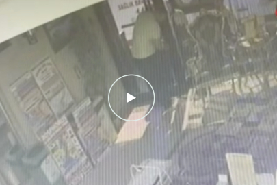 OTEL GÖREVLİSİ BÖCEK AİLESİNİN ÜZERİNE KAPIYI KİLİTLEMİŞ