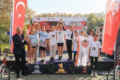BAŞÖĞRETMEN ATATÜRK KROS YARIŞI’NDA 257 SPORCU YARIŞTI