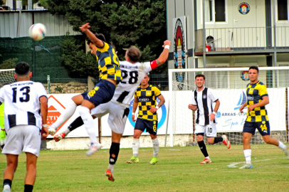 ÇEKİŞMELİ ÇEŞME DERBİSİNDE GOL SESİ ÇIKMADI