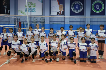 BURSA'DA KIŞ SPOR OKULLARINDA SERTİFİKA HEYECANI