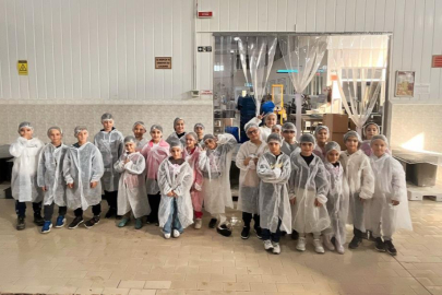 BÜYÜKŞEHİR’DEN ÖĞRENCİLERE LEZZET DOLU EĞİTİM GEZİSİ