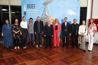 BURSA DÜNYA EDEBİYATININ BULUŞMA NOKTASI OLDU