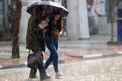 METEOROLOJİ UYARDI: MARMARA VE EGE’DE YAĞMUR ETKİLİ OLACAK