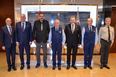 İAOSB YÖNETİMİNDEN HAVA KUVVETLERİ KOMUTANLIĞI’NA ZİYARET