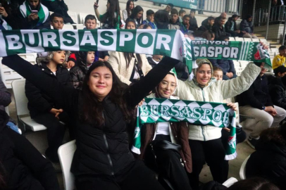OSMANGAZİ'DE ÇOCUKLARA BURSASPOR SEVGİSİ AŞILANIYOR