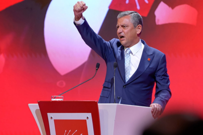 ÖZEL’İN A TAKIMI BELLİ OLDU!KOÇ HOLDİNG'DEN SÜRPRİZ TRANSFER