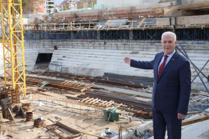 BURSA'DA ATATÜRK SPOR SALONU HIZLA YÜKSELİYOR