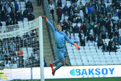 BURSASPOR'DA 3-0’LIK GALİBİYETİN KAHRAMANI KEREM MATIŞLI OLDU