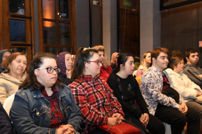 DÜNYANIN İLK ENGELLİ KADIN RALLİ PİLOTUNDAN ANLAMLI SÖYLEŞİ