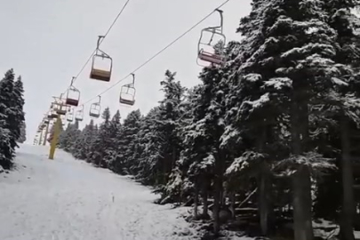 ULUDAĞ KAR YAĞIŞIYLA BEYAZA BÜRÜNDÜ