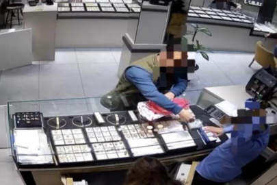 BURSA'DA KAMERA KAYITLARINI DA ÇALAN HIRSIZ YAKALANDI