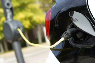 ELEKTRİKLİ ARAÇ ŞARJ TARİFELERİNDE YENİ DÖNEM!