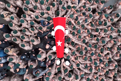 ŞEHİT POLİSE SİLAH ARKADAŞLARINDAN DUYGUSAL VEDA