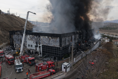 KIRIKKALE'DE KİMYA FABRİKASINDAKİ YANGIN KONTROL ALTINDA