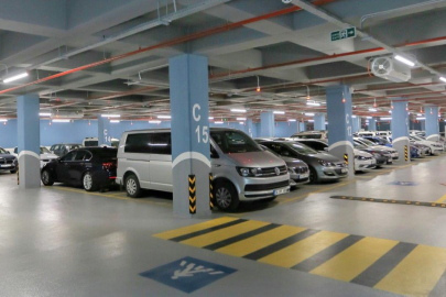 İSTANBUL'DA OTOPARKLARA YÜZDE 62,5 ZAM