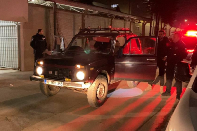 DUR İHTARINA UYMADI POLİS ARACINA ÇARPTI: 95 BİN TL CEZA