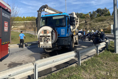 BURSA'DA MİNİBÜS ALEV ALDI İLK MÜDAHALEYİ BUSKİ EKİBİ YAPTI