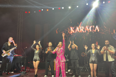 BURSA YENİ YILI IŞIN KARACA KONSERİYLE KARŞILADI