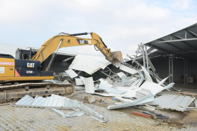 NİLÜFER BELEDİYESİ’NDEN KAÇAK YAPILARA GEÇİT YOK