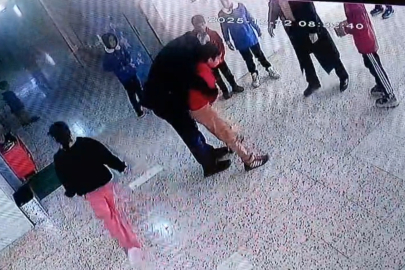 HEIMLICH MANEVRASIYLA MİNİK ÖĞRENCİSİNİN HAYATINI KURTARDI