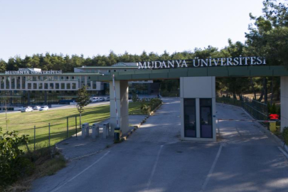 MUDANYA ÜNİVERSİTESİ'NİN BAŞARI GRAFİĞİ YÜKSELİYOR