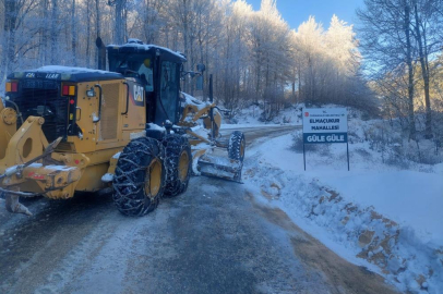OSMANGAZİ BELEDİYESİ’NDEN BUZLANMAYA KARŞI ÖNLEM