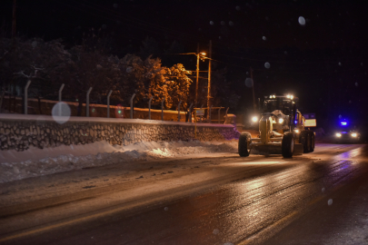 BURSA BÜYÜKŞEHİR BELEDİYESİ’NDEN 7/24 KARLA MÜCADELE