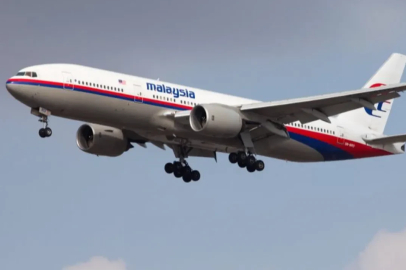 KAYIP MALEZYA UÇAĞI İÇİN ARAMA ÇALIŞMALARI YENİDEN BAŞLIYOR