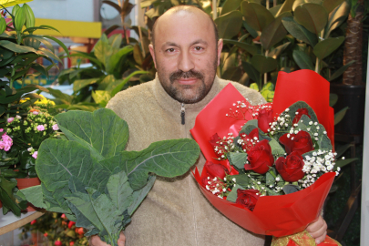 ORDULU ÇİÇEKÇİ ZEKASINI KONUŞTURDU: İLGİNÇ KARALAHANA DETAYI