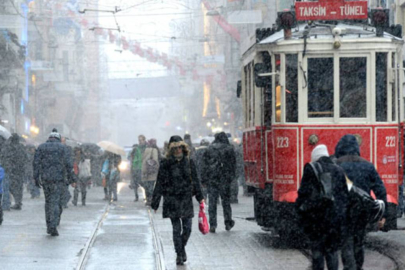 İSTANBUL VALİLİĞİ DUYURDU: 5 İLÇEDE EĞİTİME 1 GÜN ARA