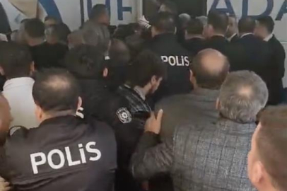 BURSA BÜYÜKŞEHİR BELEDİYE BAŞKANINA SALDIRI GİRİŞİMİ