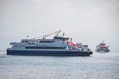 İZMİR’DE VAPUR SEFERLERİ İPTAL EDİLDİ